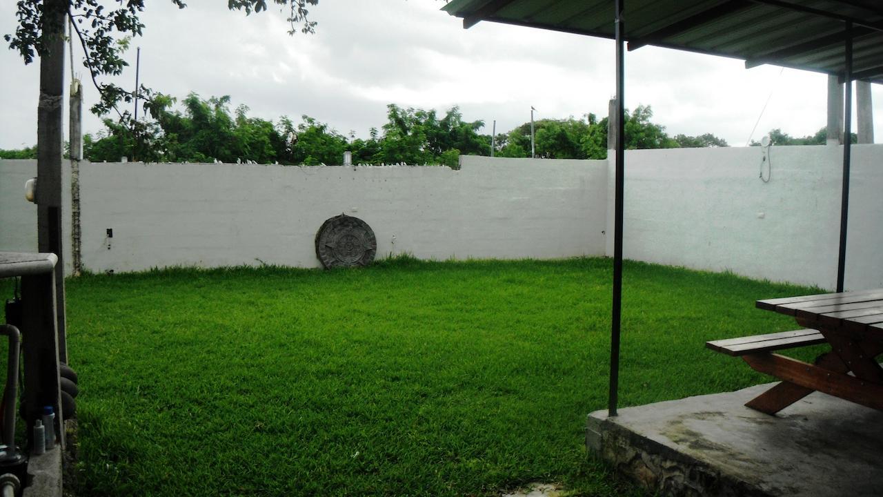 Hotel Cuarto Camino Playa Del Carmen Exteriör bild