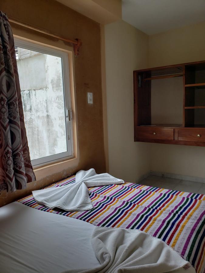 Hotel Cuarto Camino Playa Del Carmen Exteriör bild