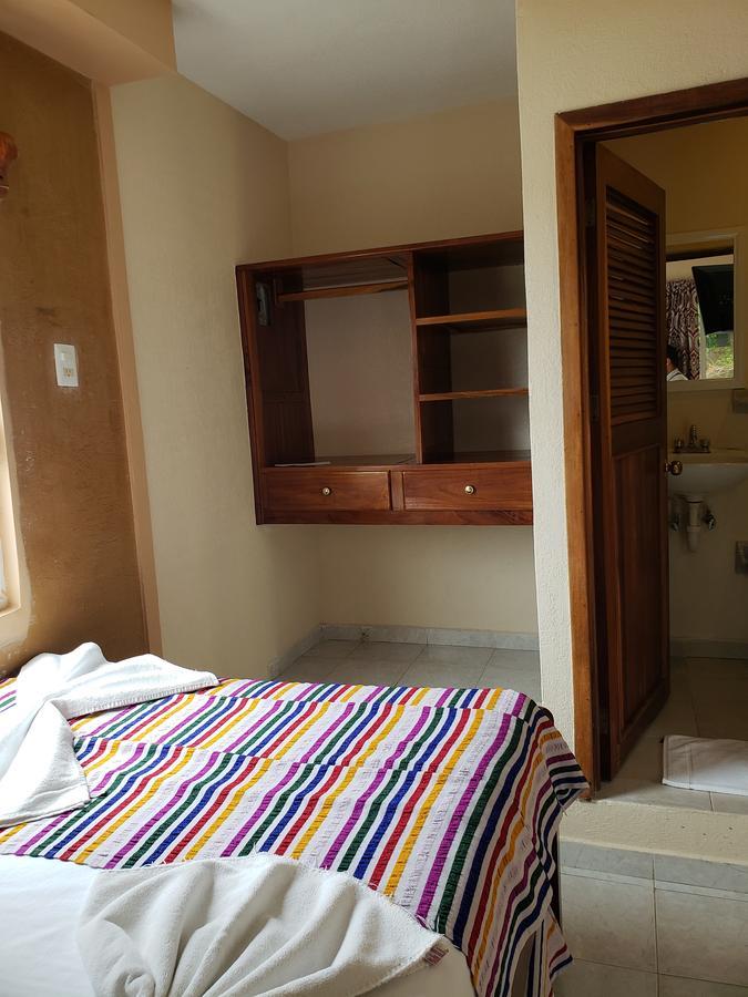 Hotel Cuarto Camino Playa Del Carmen Exteriör bild